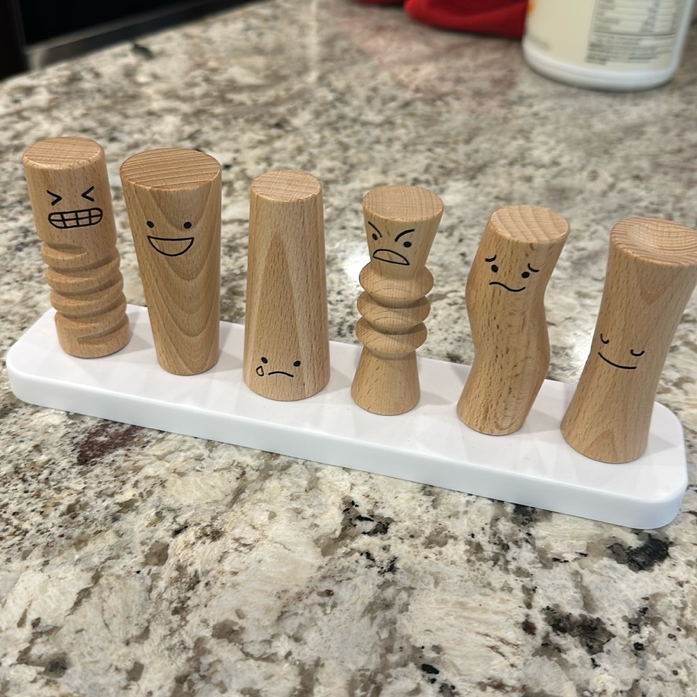 Lovevery Wood Emotion Dolls